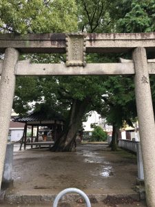 鳥居には三の宮神社とある。